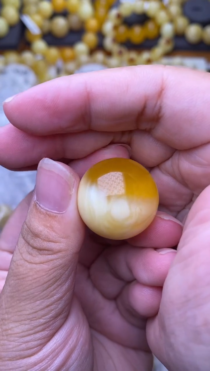裸石琥珀未镶嵌大小姐珠宝严选80