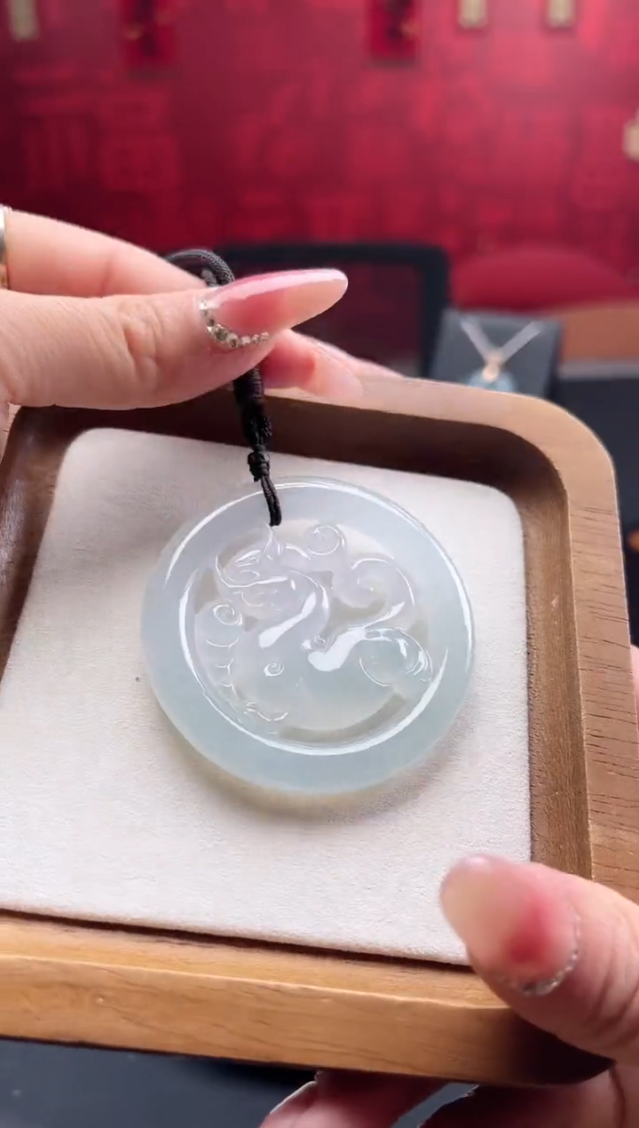 【闪购商品】翡翠颈饰未镶嵌吊坠
