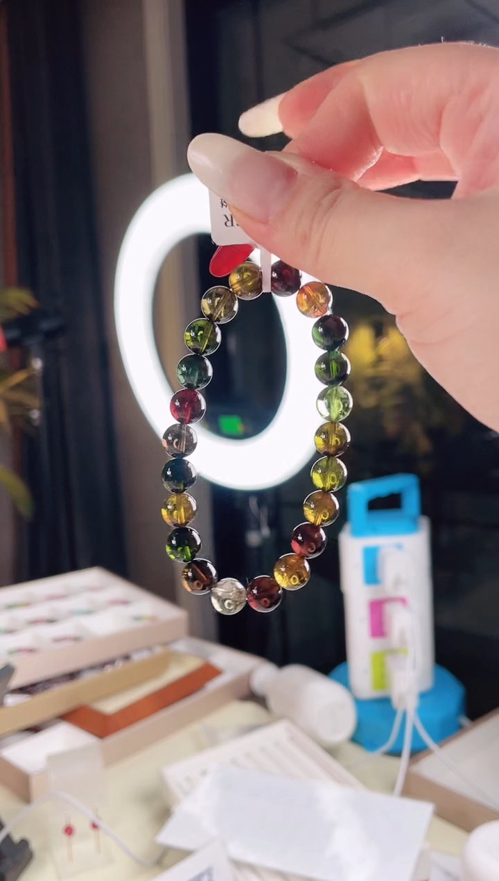 【闪购商品】碧玺手链未镶嵌单圈手链8.5+