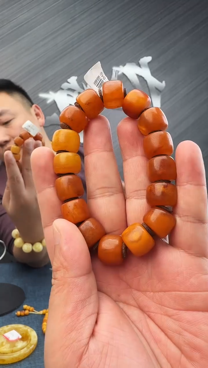 蜜蜡未镶嵌珠宝奇石假一罚十植物珀34，15多样性发其一