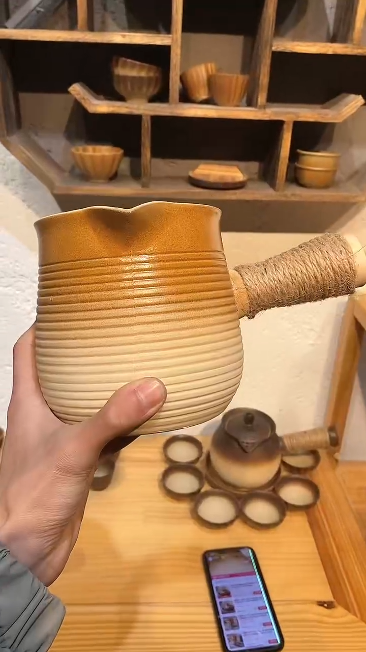 【闪购商品】1200ml陶韵罐罐壶   嘻嘻嘻