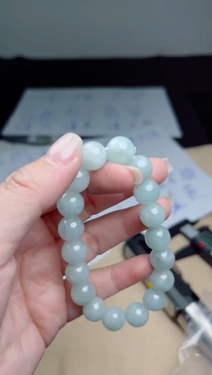 定制翡翠未镶嵌珠串