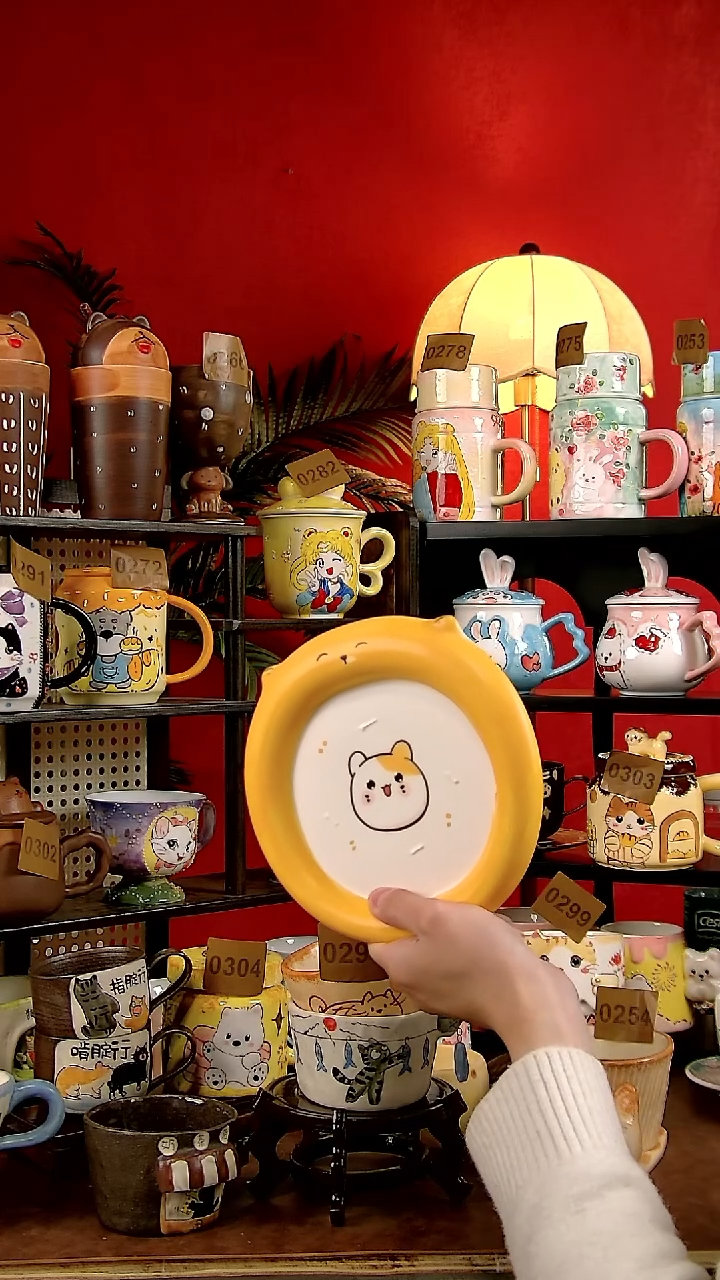 盘瓷DIY景德镇创意手工陶瓷卡通风猫猫盘