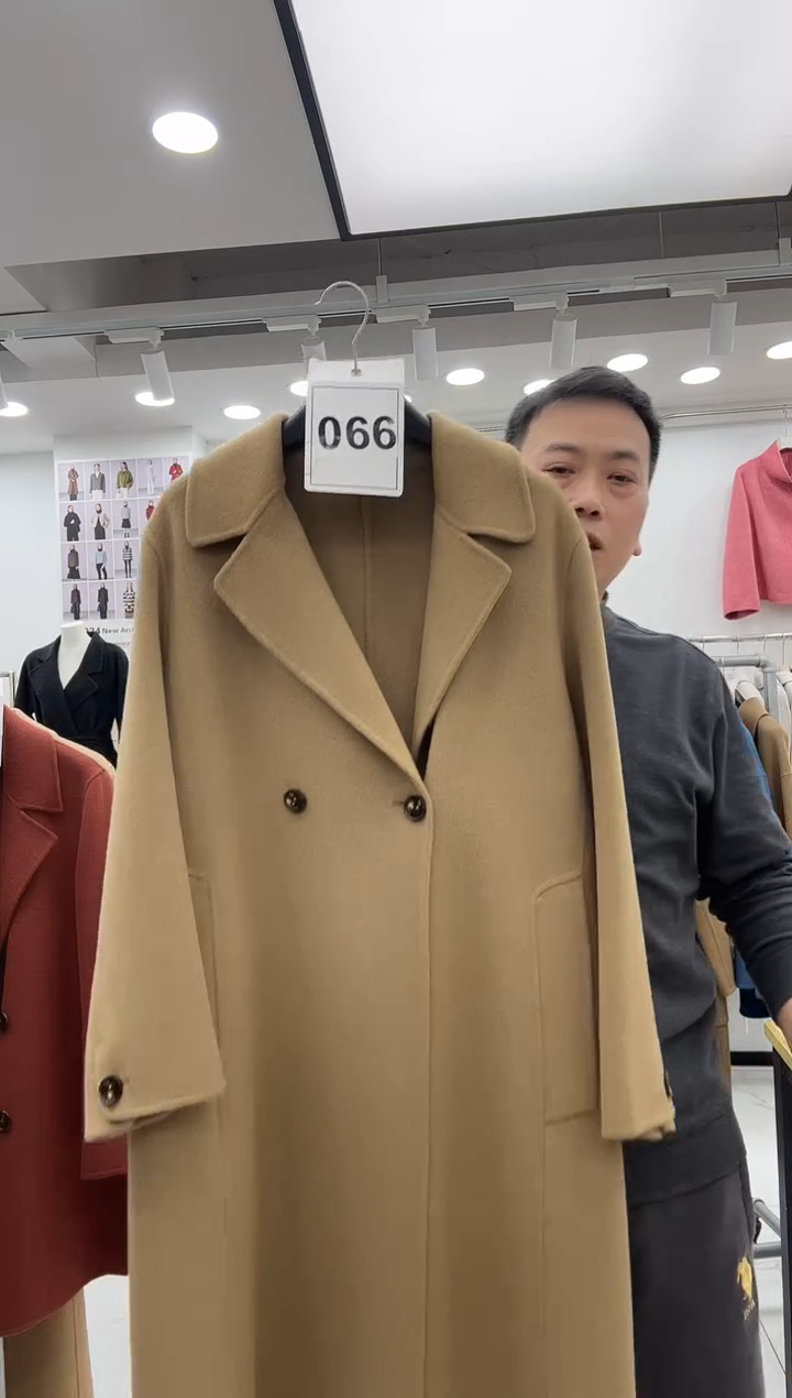 秋冬经典羊毛外套编码066