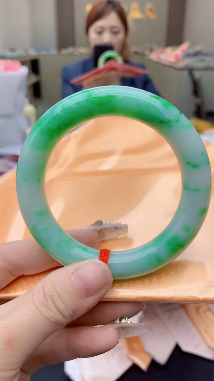 【闪购商品】翡翠手镯未镶嵌0498581946