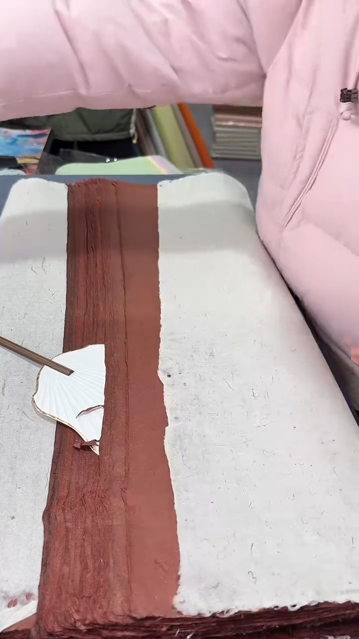 69*138珠光楮皮红咖色50张