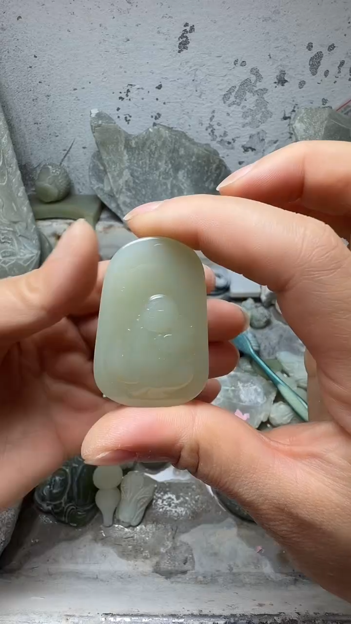 吊坠(赠链)未镶嵌和田玉佛公