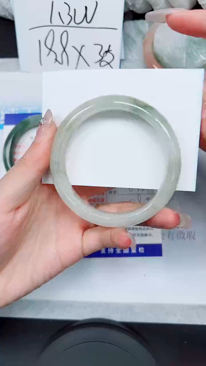 【闪购商品】石英质玉手镯未镶嵌A124-59`60`61`