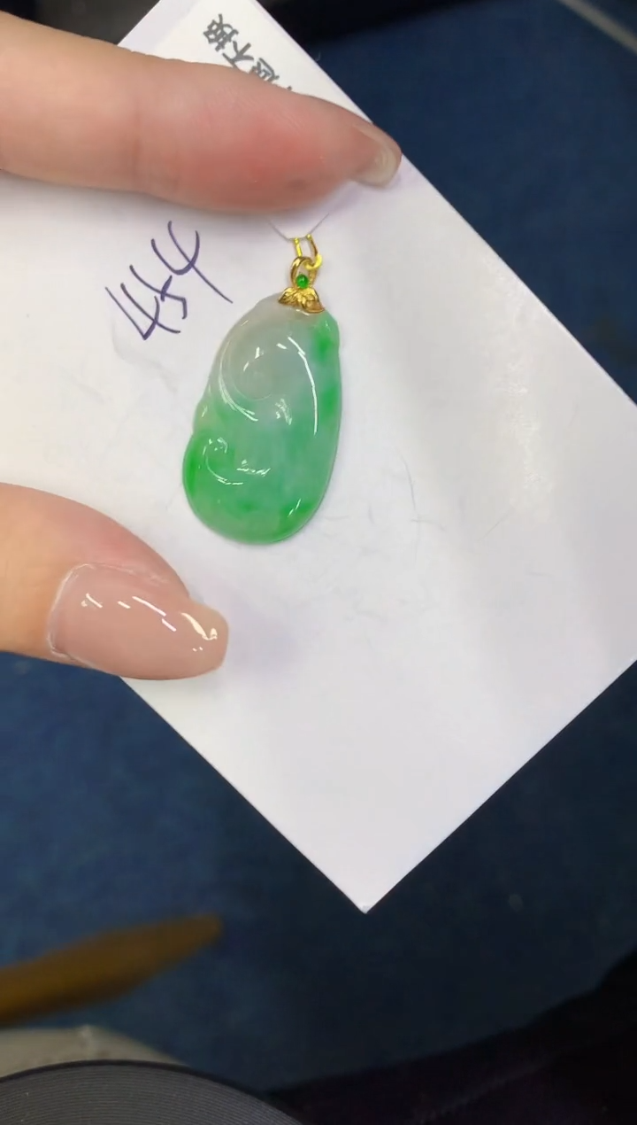 【闪购商品】翡翠颈饰18K金镶嵌0000000000