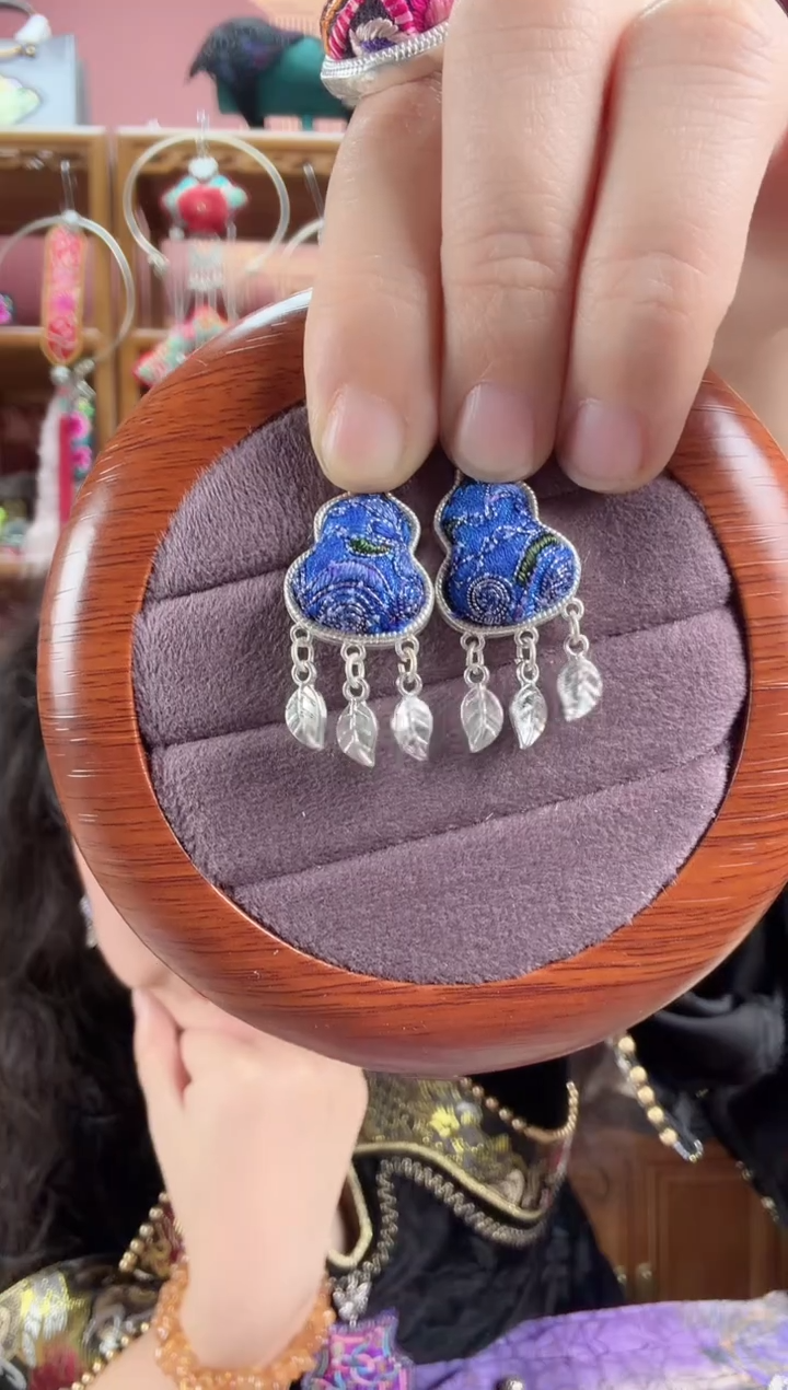 刺绣耳环78甜甜家