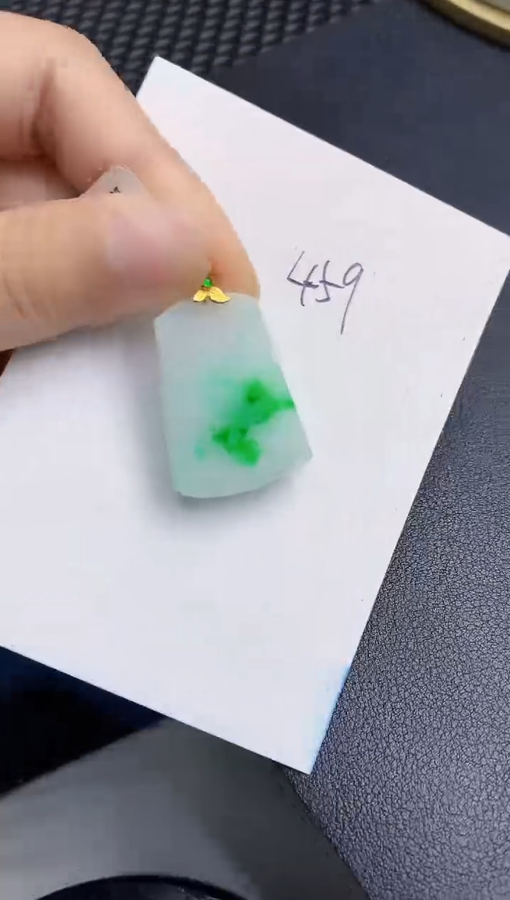 【闪购商品】翡翠颈饰18K金镶嵌000000000