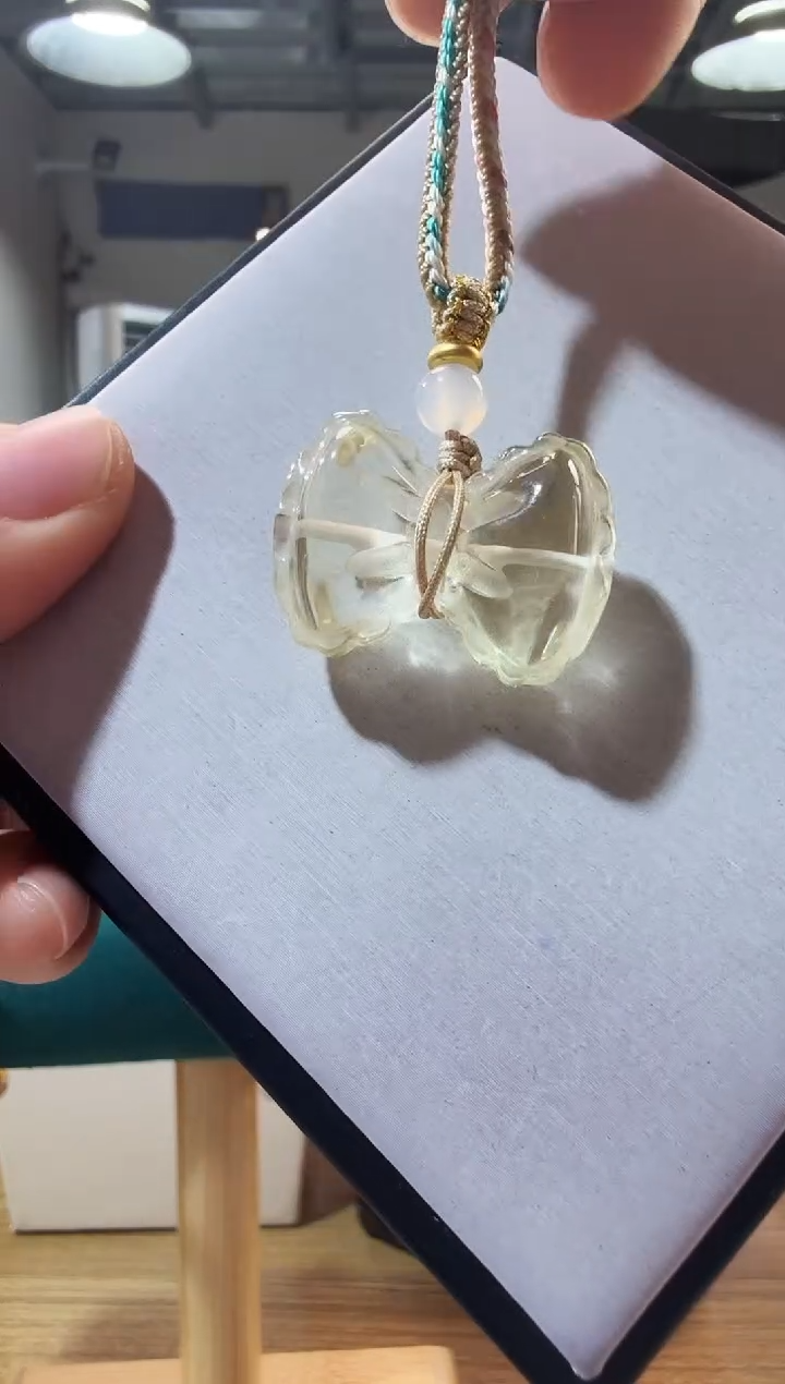 吊坠(赠链)未镶嵌水晶优0489