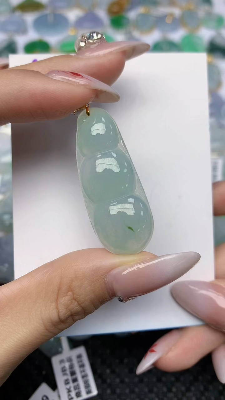 【闪购商品】翡翠颈饰18K金镶嵌天然翡翠A货