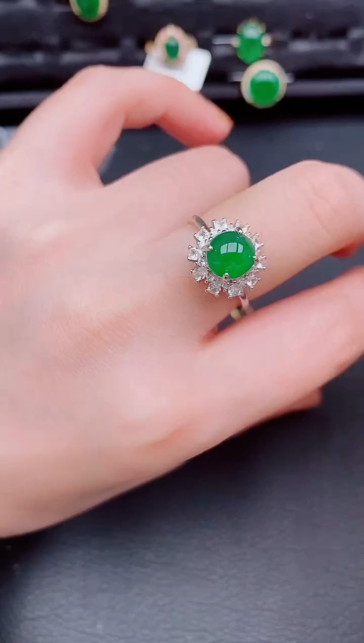 【闪购商品】翡翠戒指银S925镶嵌天然a货翡翠321