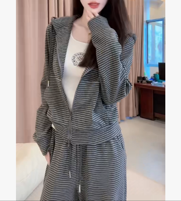 秋季新款时尚洋气显瘦条纹连帽休闲运动条纹套装女FJ91233