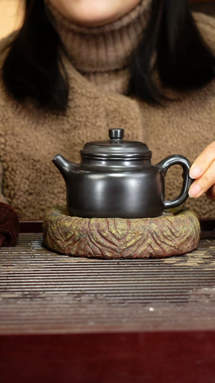 宜兴原矿紫砂壶茶壶宜兴原矿紫砂壶茶壶220C