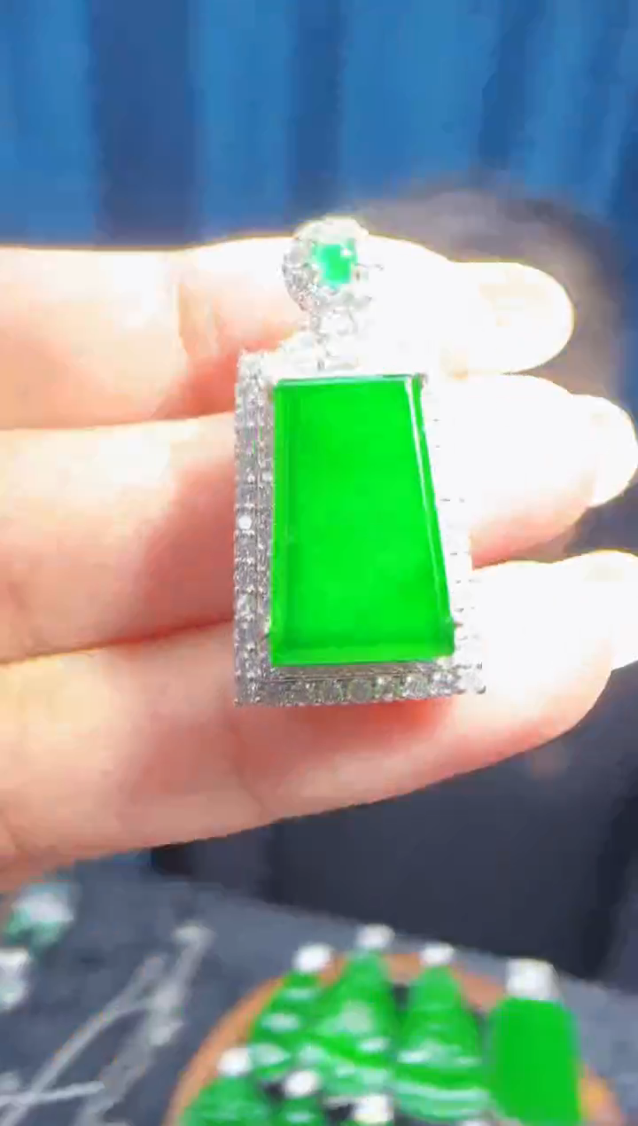 未镶嵌定制翡翠翡翠吊坠20