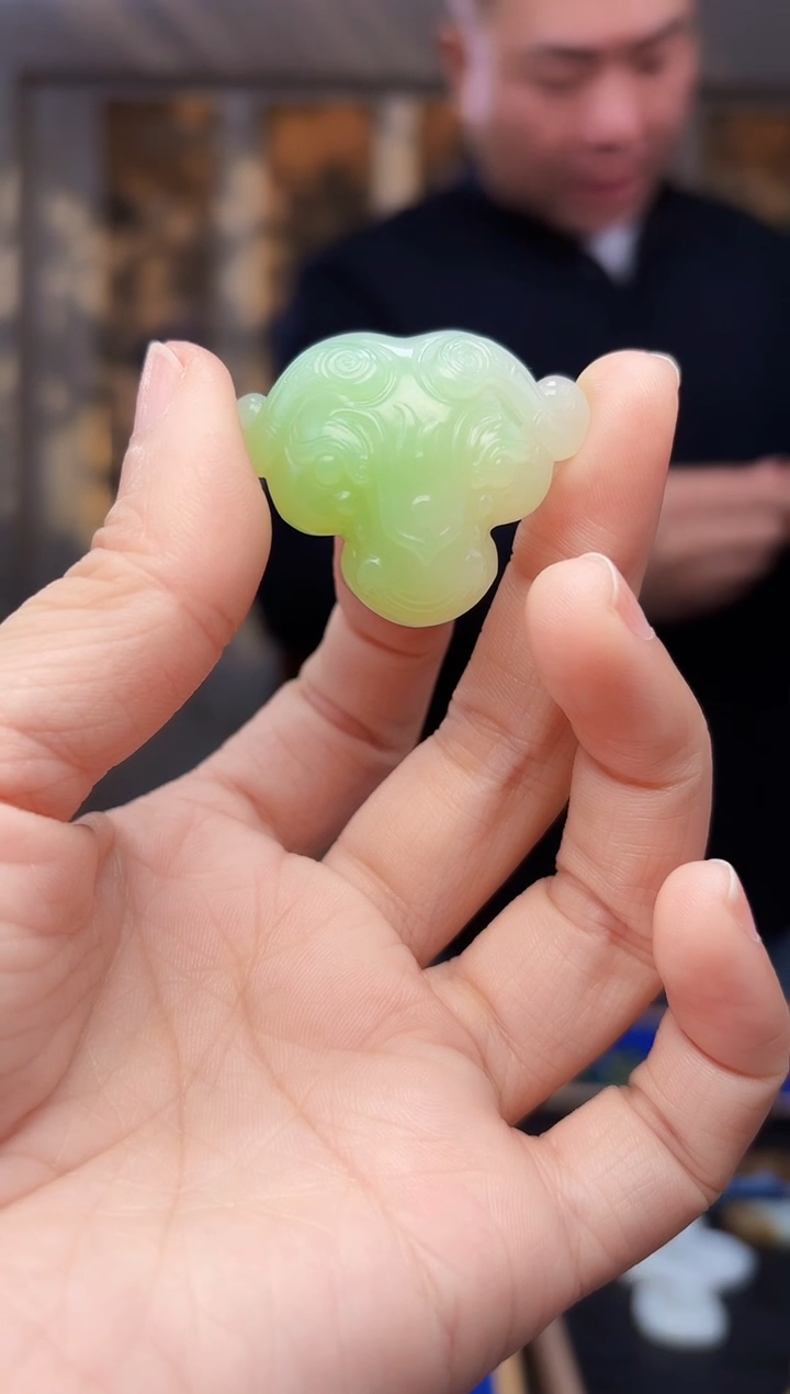 【闪购商品】和田玉挂件未镶嵌拍一发一