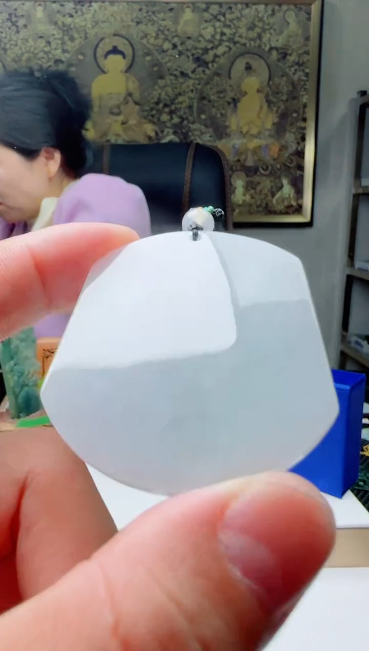 【闪购商品】翡翠颈饰未镶嵌111111111