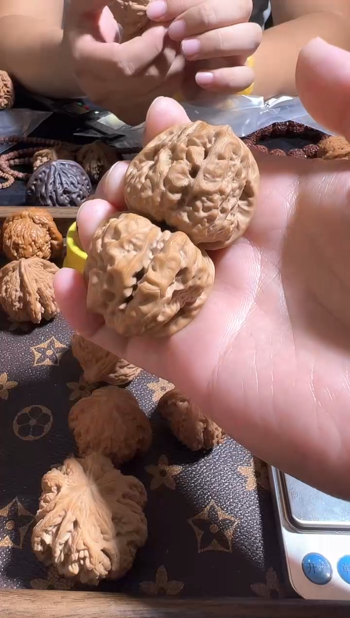 把件核桃41尺全品水晶腊皮蛤蟆头