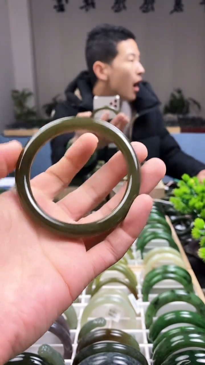 【闪购商品】和田玉手镯未镶嵌62.1