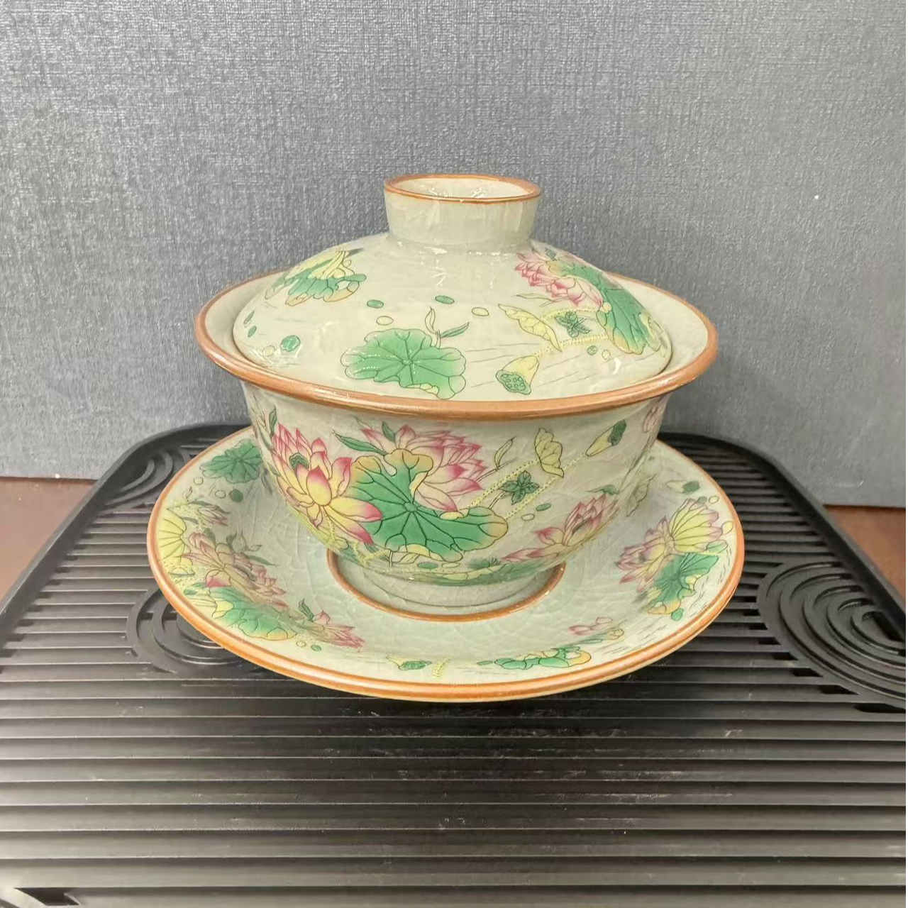 景德镇荷花三才盖碗中国风家用盖碗壶承高端茶具高温烧制而成