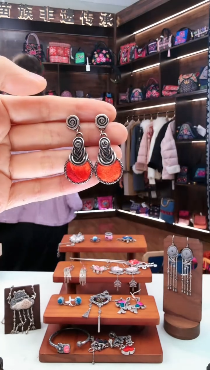 【闪购商品】织绣229蚩梦苗族古绣