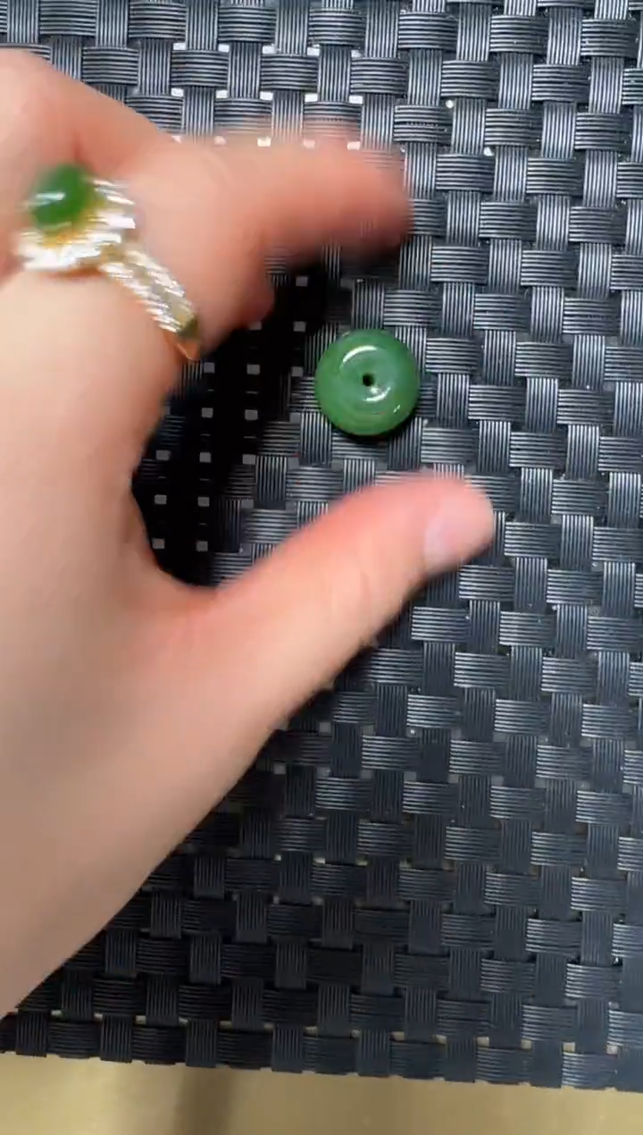 和田玉（碧玉）未镶嵌颈饰路路通