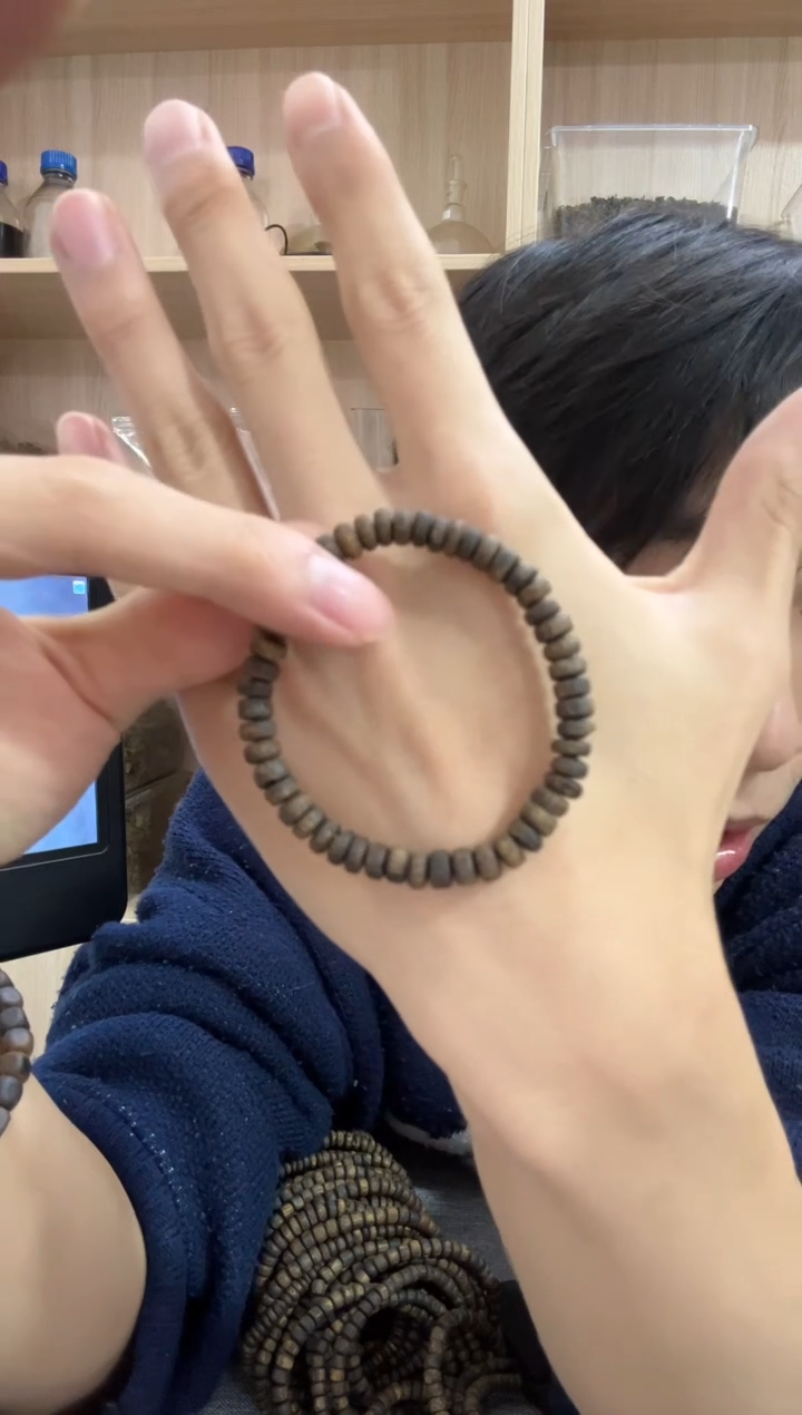【闪购商品】沉香手串05沉水算盘珠单圈3克+ 多样性发其一