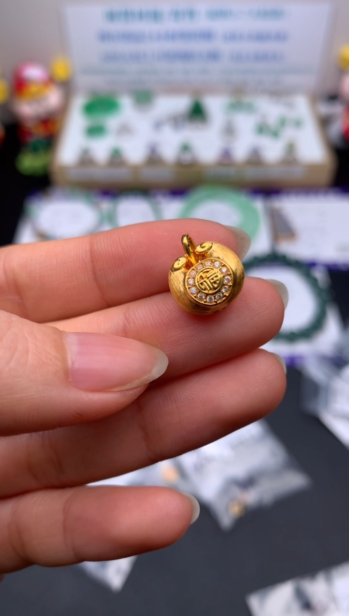 【闪购商品】18K金吊坠(不含链)模式推广期24小时鉴赏期