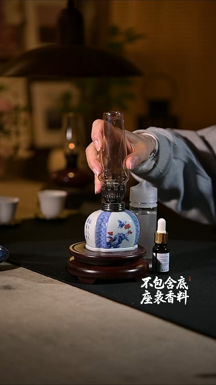  景德镇陶瓷香薰灯 摆件