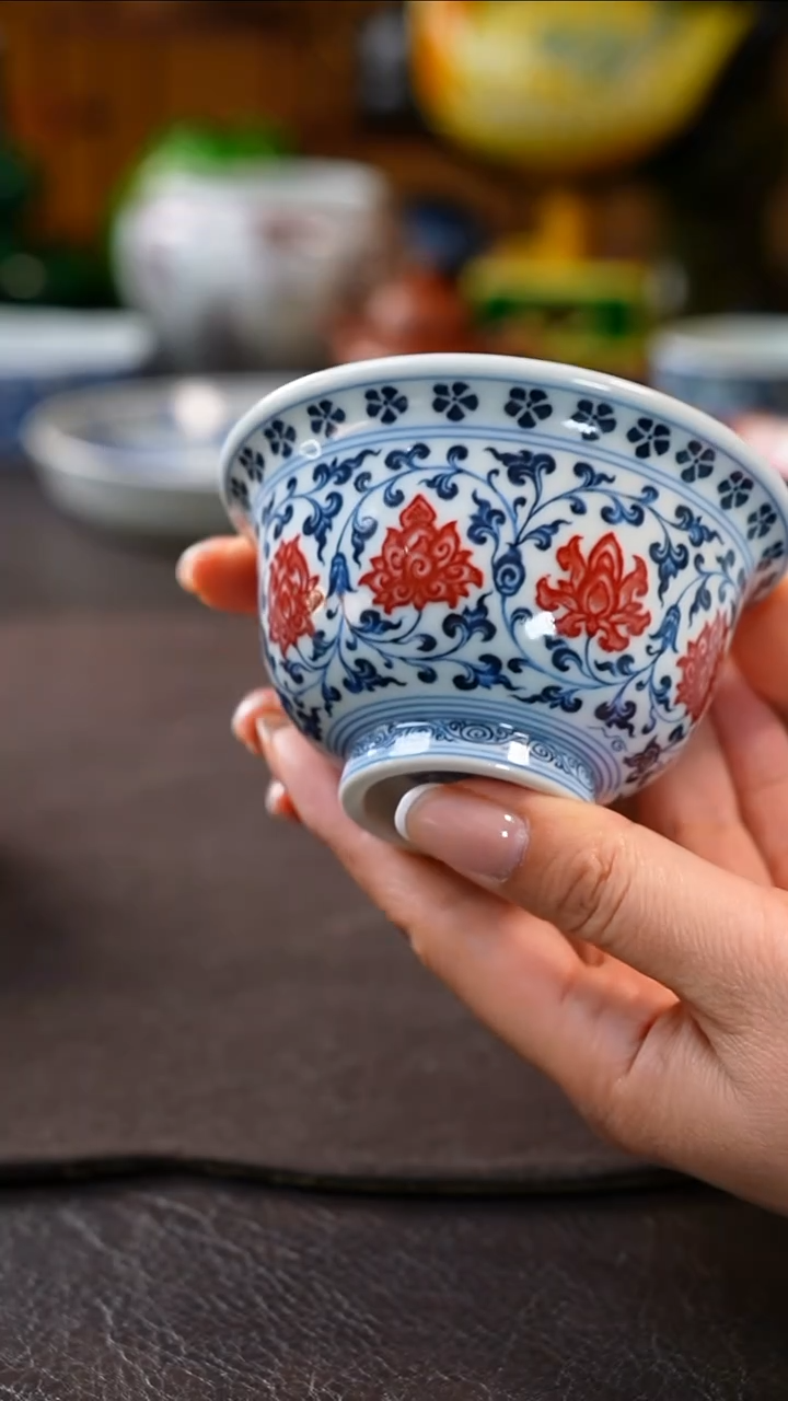 【闪购商品】雲林匠造青花釉里红缠枝莲压手杯