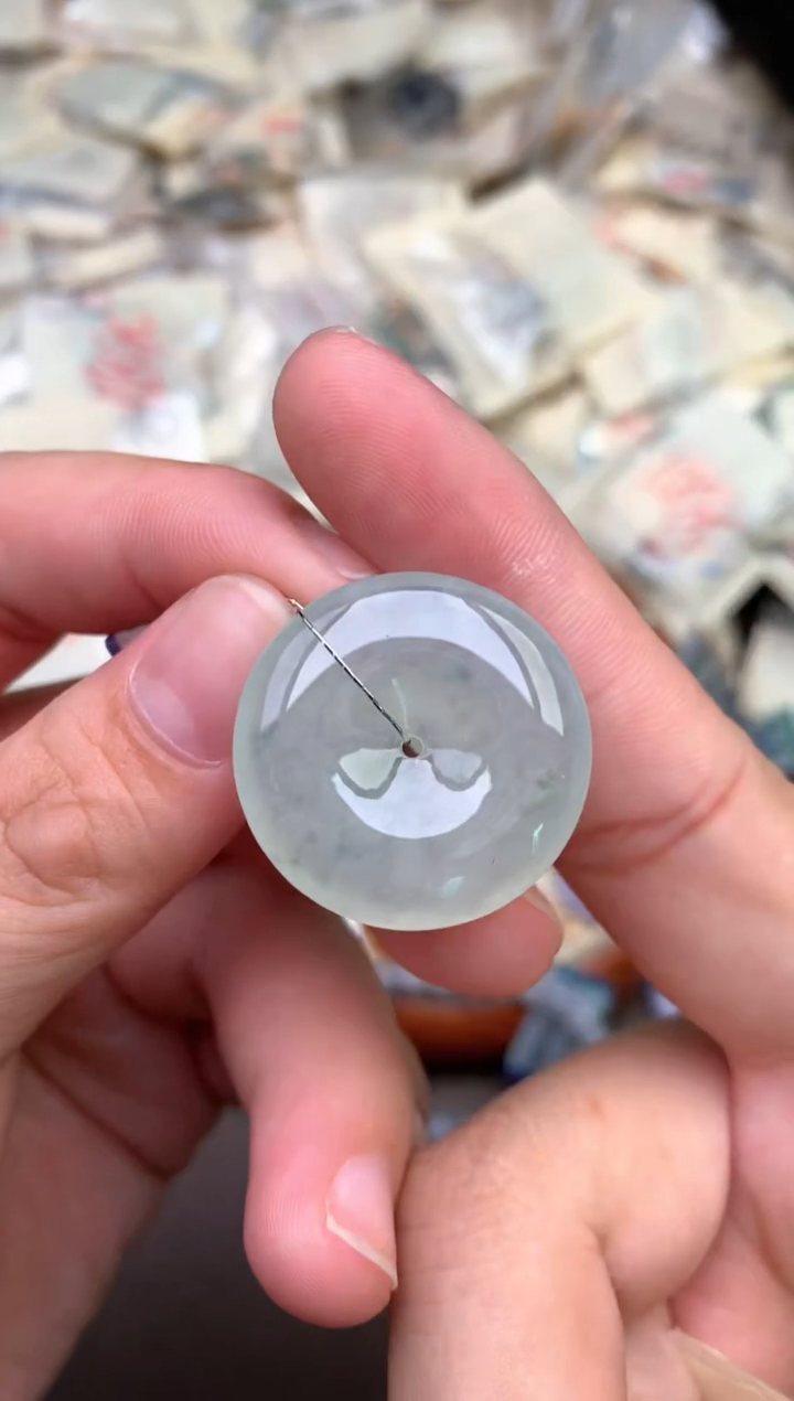 未镶嵌挂件翡翠   —