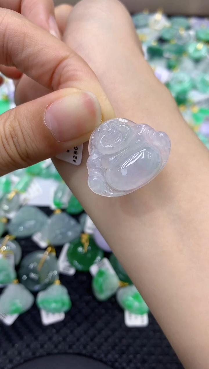 颈饰18K金镶嵌翡翠天然缅甸翡翠A货