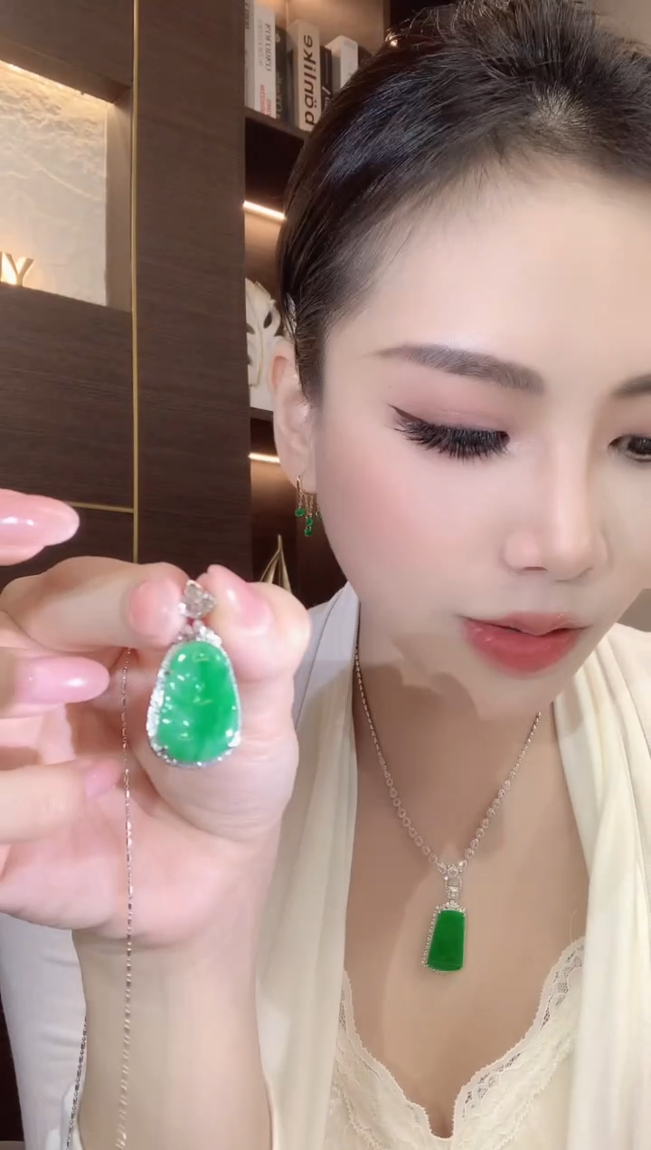 吊坠(不含链)18K金镶嵌翡翠A39