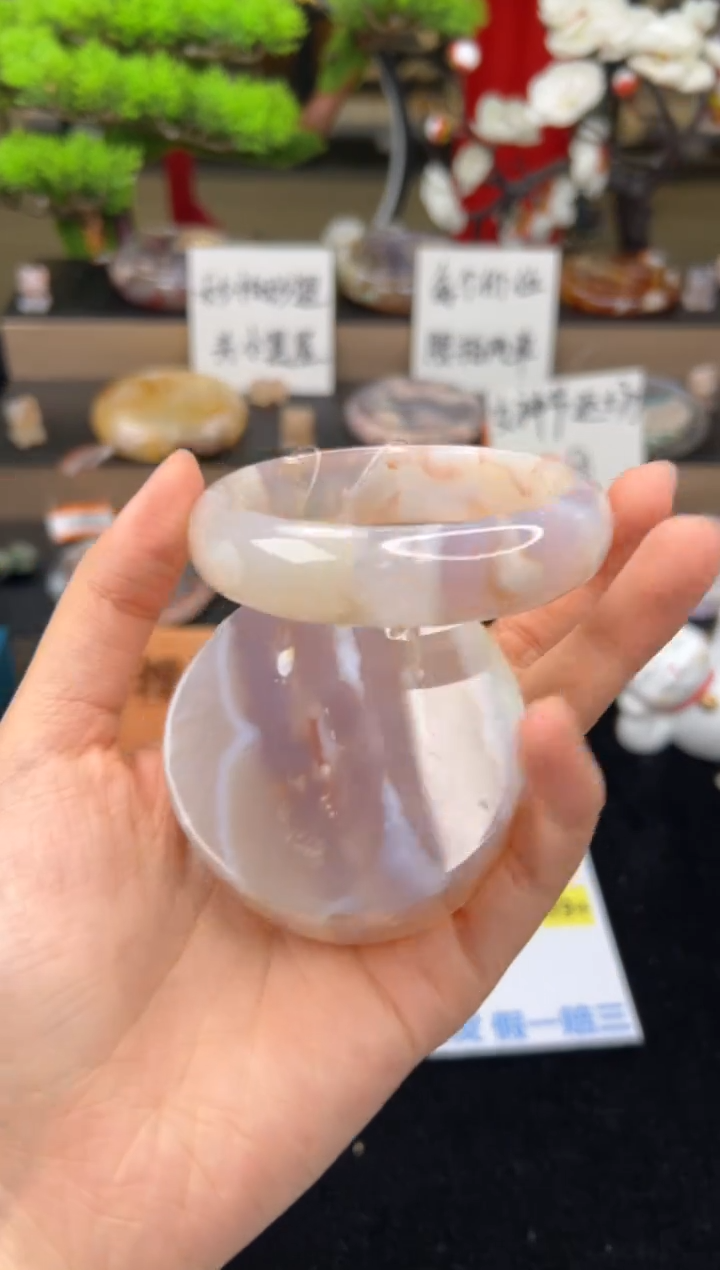 【闪购商品】石英质玉手镯未镶嵌58圈口（赠送镯心)21228