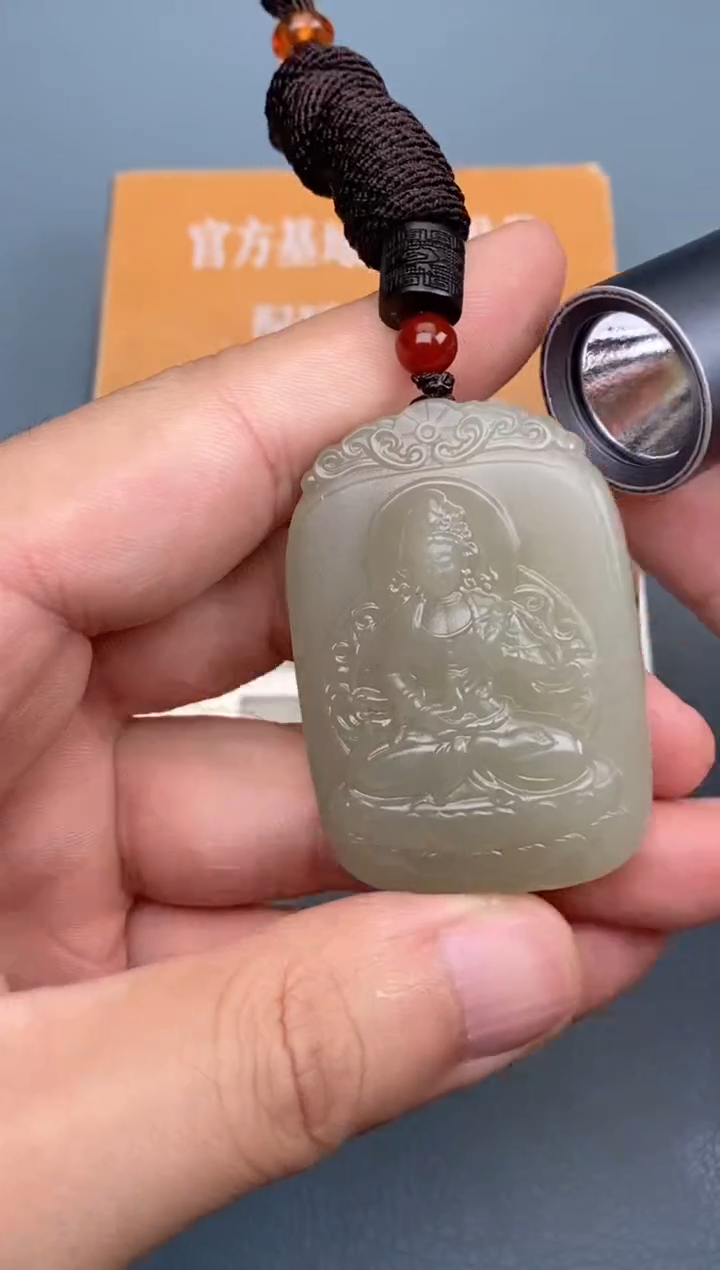 和田玉未镶嵌颈饰4