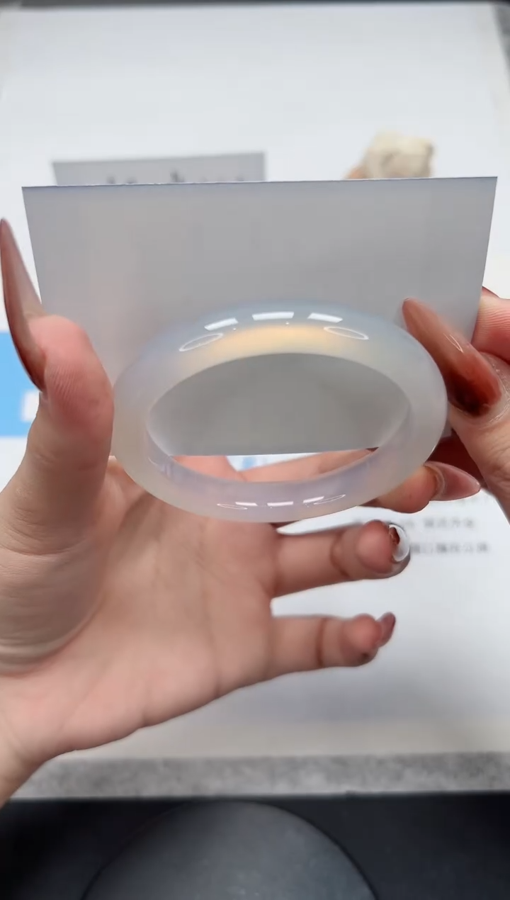 【闪购商品】玛瑙/玉髓手镯未镶嵌317/荔枝