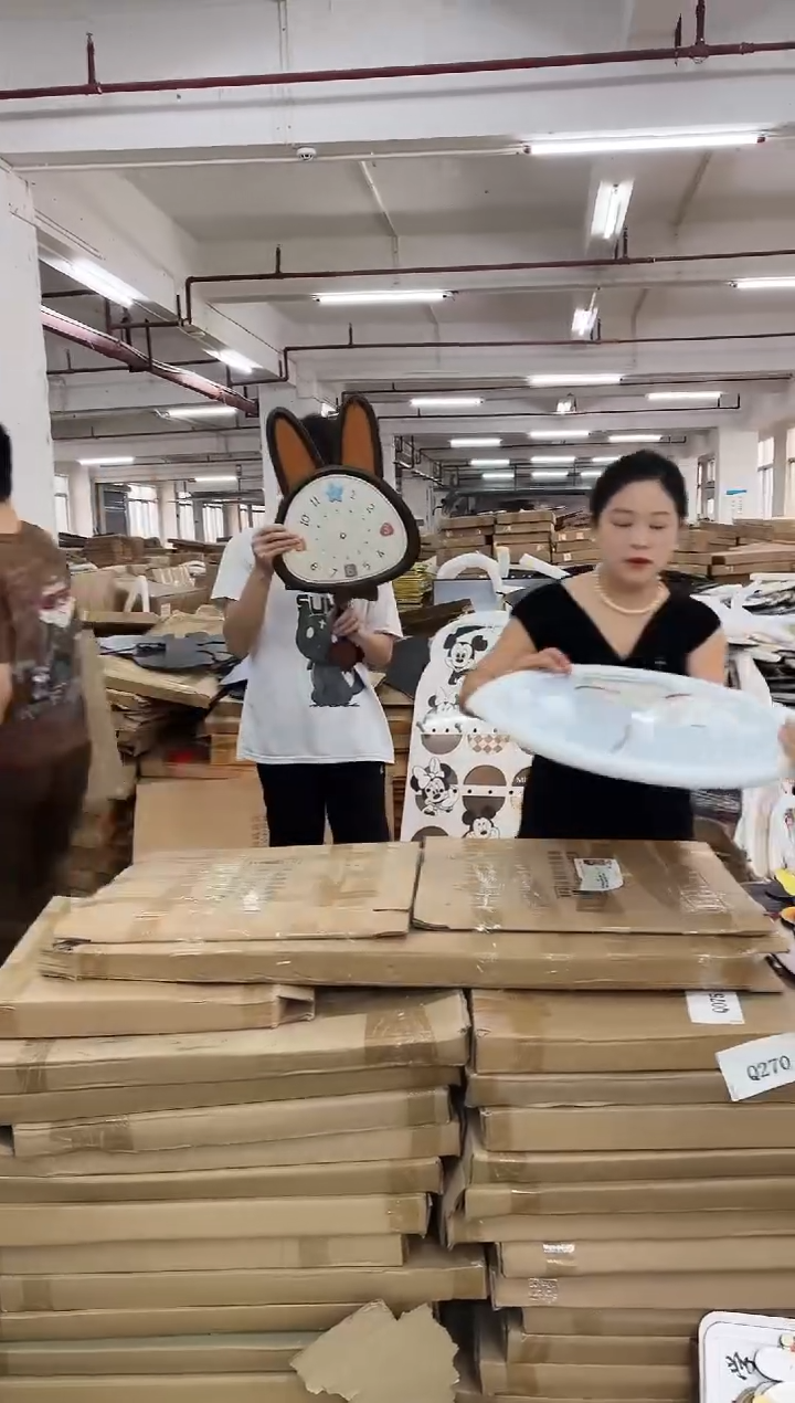 横款孤品果果微瑕闪购Q413