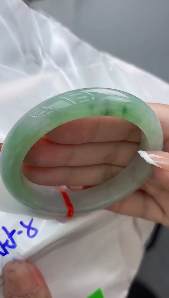 【闪购商品】翡翠手镯未镶嵌翡翠手镯