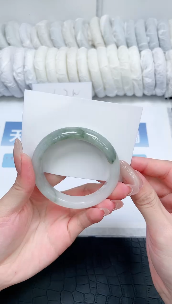 【闪购商品】石英质玉未镶嵌手镯N93-54.8