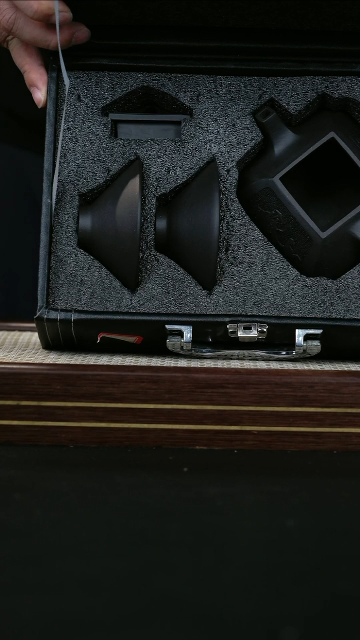 茶壶紫砂20号 DZ 抽角四方石瓢 套组  