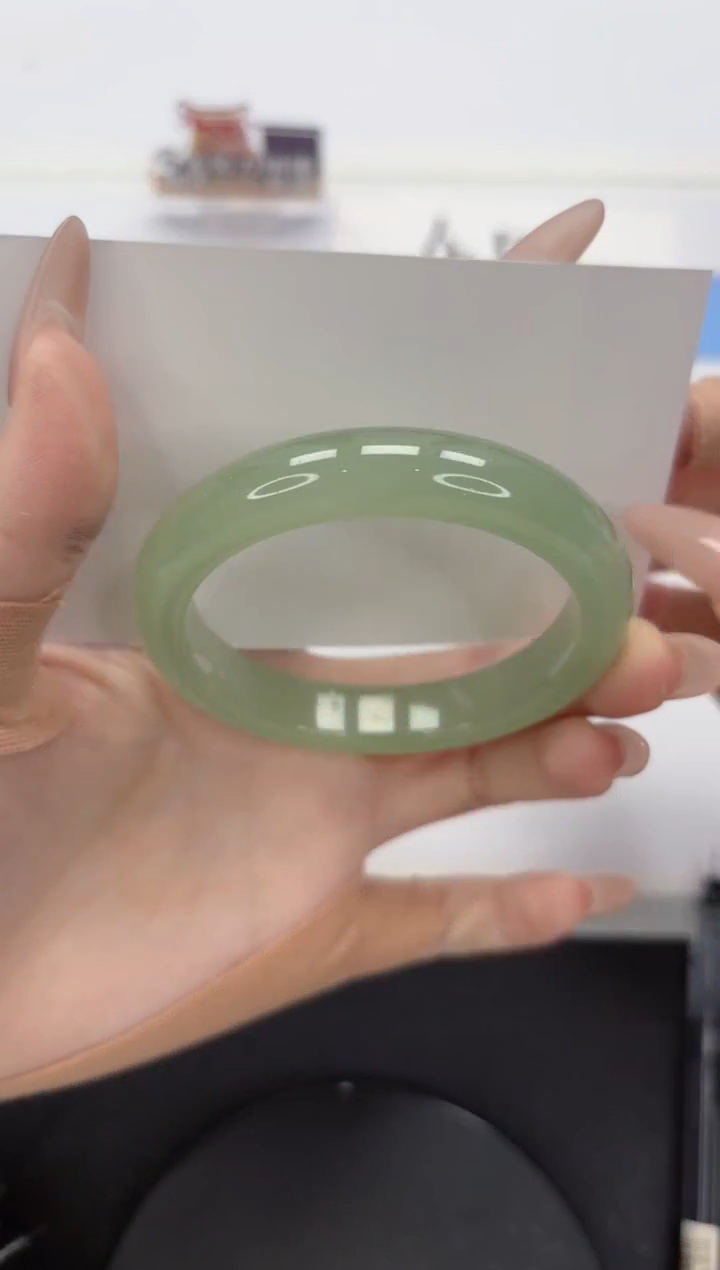 【闪购商品】石英质玉手镯未镶嵌A115-54.3