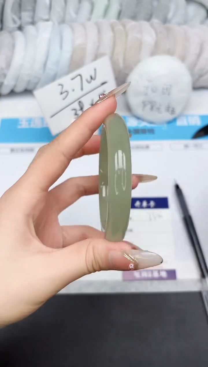 石英质玉未镶嵌手镯334-58.7