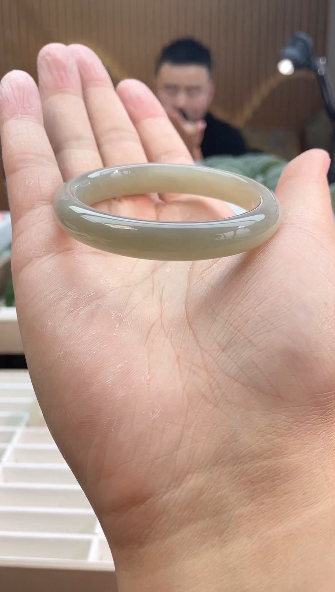 【闪购商品】和田玉手镯未镶嵌53-54圈口手镯