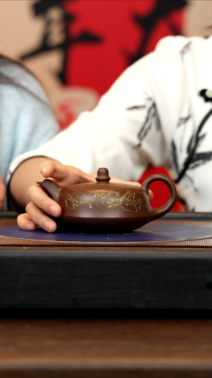 【闪购商品】紫砂茶壶ZLH 革紫泥 曲壶