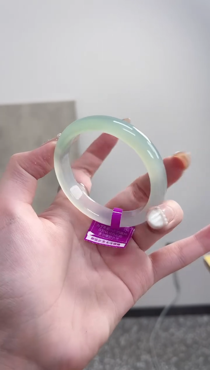 【闪购商品】玛瑙/玉髓手镯未镶嵌52圈 需要包容