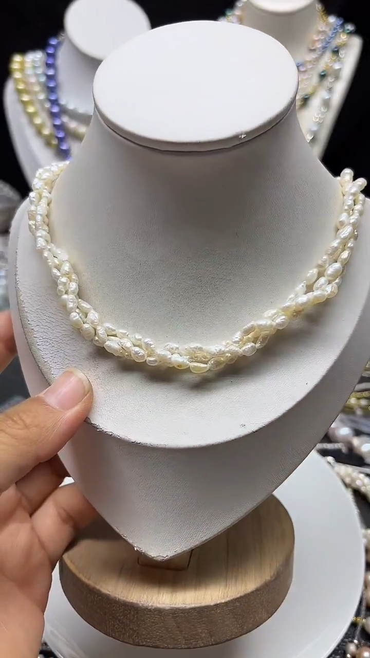 颈饰未镶嵌淡水珍珠多人