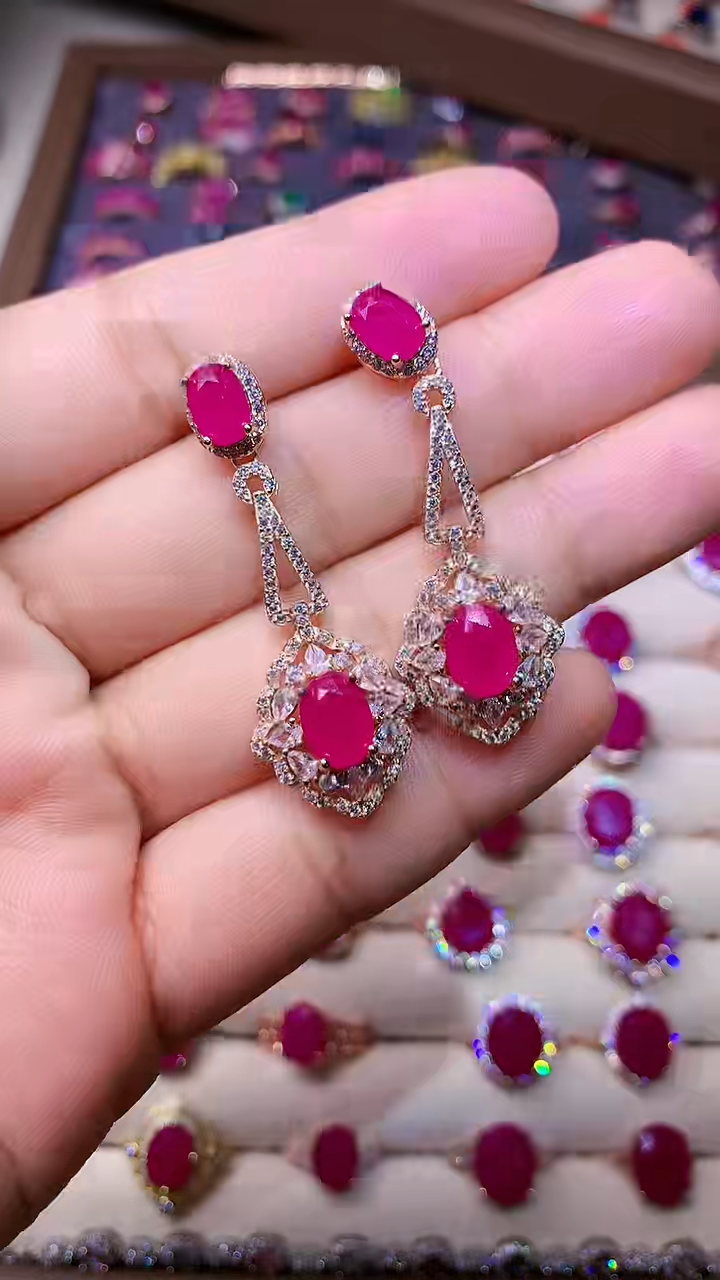 【闪购商品】红宝石耳饰银S925镶嵌000