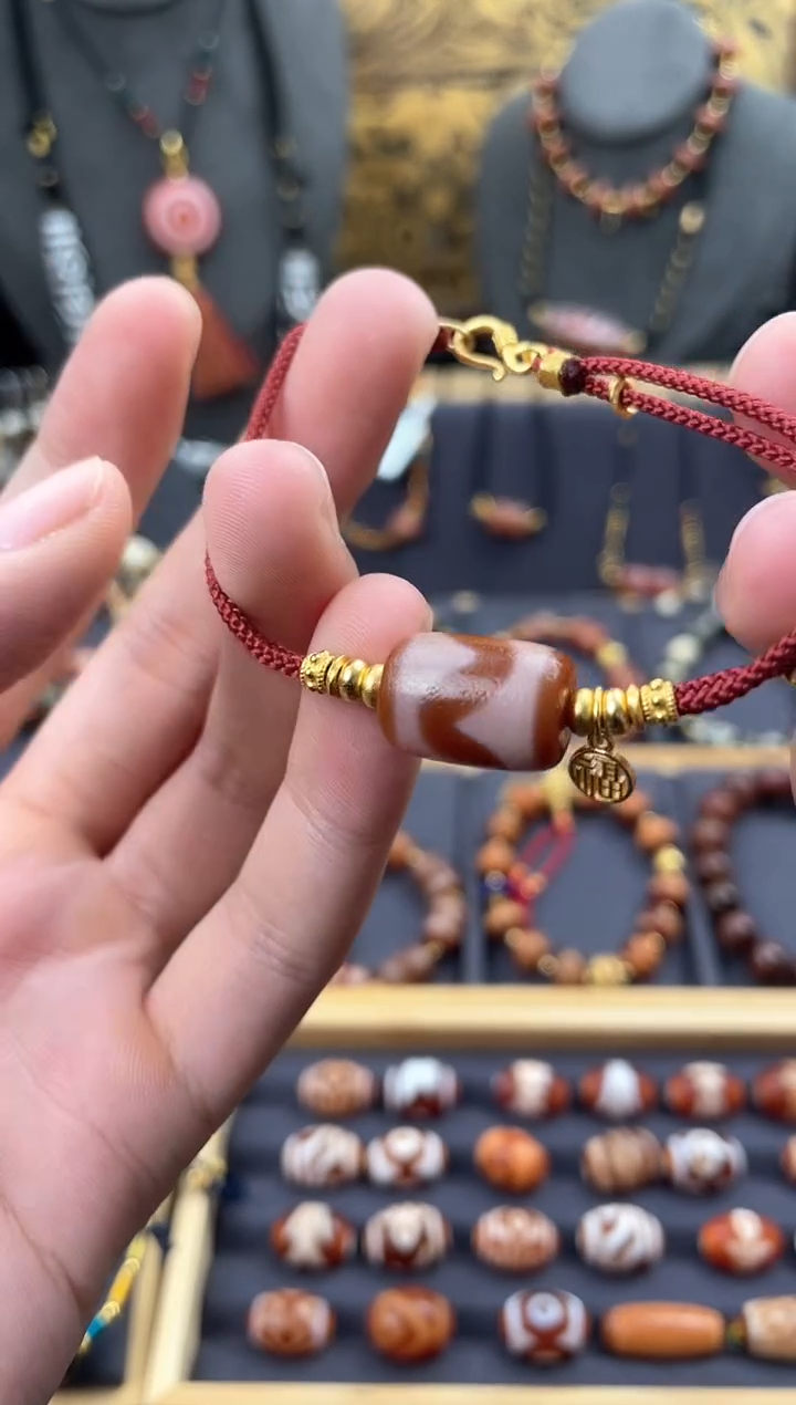 【闪购商品】玛瑙/玉髓颈饰未镶嵌美泓红肉虎牙手编绳